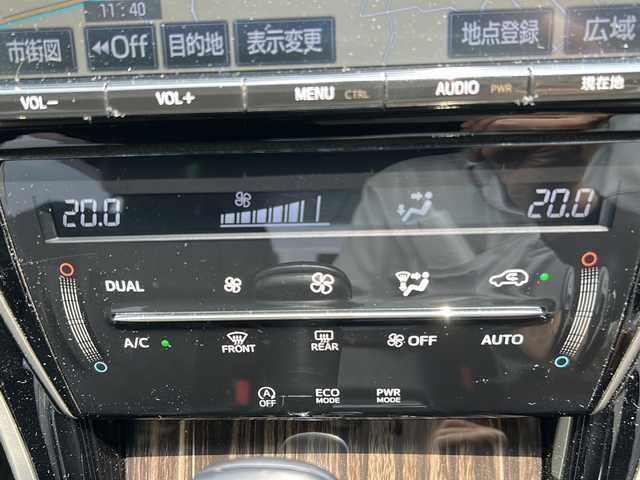 トヨタ ハリアー エレガンス 大阪府 2017(平29)年 4.2万km ホワイトパールクリスタルシャイン ・ワンオーナー　/・９型ナビ/・バックカメラ　/・ＥＴＣ　/・ＬＥＤライト　/・スマートキー　/・ＣＤ/ＤＶＤ/BT/フルセグＴＶ/・パワーシート/・ＩＳＯＦＩＸ　/・オートライト　/・横滑り防止　/・ステアリングスイッチ/・フロアマット/・取説/保証書/・スペアキーｘ１