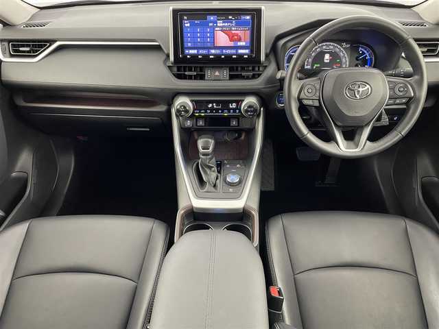 トヨタ ＲＡＶ４ ハイブリットG 福島県 2020(令2)年 2.9万km シルバーメタリック トヨタセーフティーセンス　/・PCS/・車線逸脱警報/・レーダークルーズコントロール/・オートマッチクハイビーム/・ロードサインアシスト/・BSM/純正大画面ナビ/【AM/FM/DVD/CD/Bluetooth/フルセグ】/型番:NSZT-Y68T/バックカメラ　/ＥＴＣ　/ステアリングヒーター　/シートヒーター　/パワーシート/電動リアゲート/電子パーキング　/・ブレーキホールド　/プッシュスタート　/・スマートキー　/・スペアキー　/ＬＥＤライト/・オートライト/・フォグライト/ステアリングスイッチ/・革巻きステアリング/・チルトステアリング/ウィンカーミラー/取扱説明書/・ナビ取扱説明書