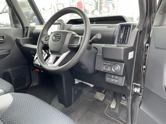 ダイハツ タント カスタム RS 滋賀県 2023(令5)年 1.7万km ブラックマイカメタリック 社外ナビ/CD/DVD/Bluetooth/フルセグテレビ/バックカメラ/両側パワースライドドア/ハーフレザーシート/D/N席シートヒーター /スマートアシスト/・衝突回避支援ブレーキ/・衝突警報機能/・ブレーキ抑制付誤発進抑制機能/・車線逸脱警報機能/・車線逸脱抑制制御機能/・路側逸脱警報機能/・先行車発進お知らせ機能/・標識認識機能/・コーナーセンサー/LEDヘッドライト/オートライト/ステアリングスイッチ/プッシュスタート /スマートキー/純正フロアマット