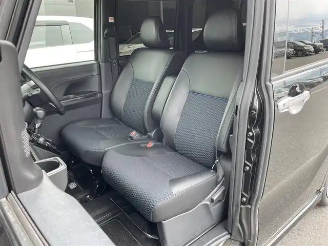 ダイハツ タント カスタム RS 滋賀県 2023(令5)年 1.7万km ブラックマイカメタリック 社外ナビ/CD/DVD/Bluetooth/フルセグテレビ/バックカメラ/両側パワースライドドア/ハーフレザーシート/D/N席シートヒーター /スマートアシスト/・衝突回避支援ブレーキ/・衝突警報機能/・ブレーキ抑制付誤発進抑制機能/・車線逸脱警報機能/・車線逸脱抑制制御機能/・路側逸脱警報機能/・先行車発進お知らせ機能/・標識認識機能/・コーナーセンサー/LEDヘッドライト/オートライト/ステアリングスイッチ/プッシュスタート /スマートキー/純正フロアマット