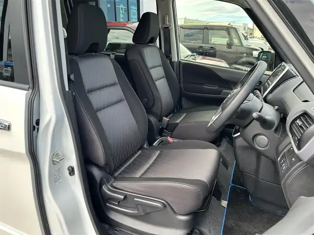 日産 セレナ e－パワー ハイウェイスター V 島根県 2020(令2)年 5.2万km ブリリアントホワイトパール 登録時走行距離51630km/純正ナビ/プロパイロット/専用エアロデザイン/両側パワースライドドア/両側ハンズフリーオートスライドドア/ブラインドスポットモニター/ETC/ドライブレコーダー/レーダー探知機/オートホールドブレーキ/全周囲カメラ・サイド・バック・フロント/シートバックテーブル/USBソケット/ウィンカーミラー/１６インチ純正AW/ロールサンシェード/デュアルバックドア