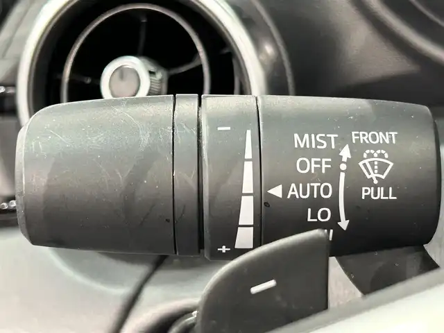 マツダ ロードスター ブラウン トップ 愛知県 2023(令5)年 0.8万km ディープクリスタルブルーマイカ 純正マツダコネクト/ＢＯＳＥサウンドシステム/ナッパレザーシート/衝突軽減ブレーキ/ブラインドスポットモニター/クリアランスソナー/車線逸脱警報/クルーズコントロール/シートヒーター/パドルシフト/ドライブレコーダー/USB＆AUX入力端子/アイドリングストップ/純正フロアマット/純正16インチアルミホイール
