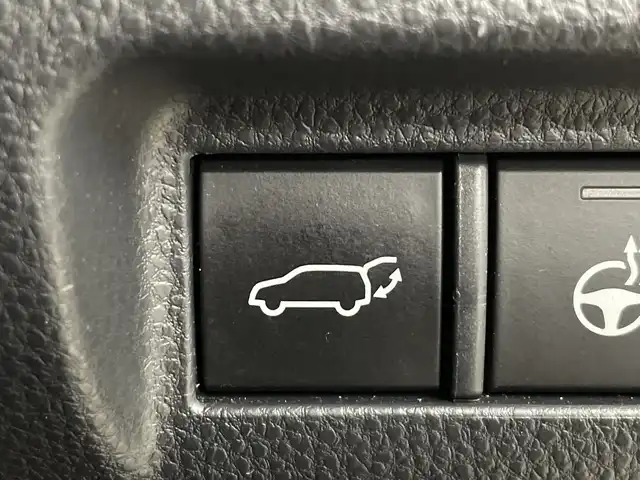トヨタ ハリアー ハイブリッド Z レザーパッケージ 群馬県 2022(令4)年 4.8万km プレシャスブラックパール 純正１２．３インチナビ/調光パノラマルーフ/JBLプレミアサウンド/モデリスタエアロ/パノラミックビューモニター/ブラインドスポットモニター/アダプティブクルーズコントロール/パワーバックドア/シートベンチレーション/シートヒーター/パワーシート/前後ドライブレコーダー/ETC2.0/クリアランスソナー/社外２０インチAW/禁煙車
