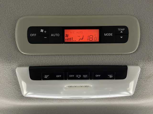 日産 セレナ ハイウェイスター Vセレクション 広島県 2018(平30)年 3.2万km ダイヤモンドブラック 禁煙車/純正９型ナビ/フリップダウンモニター/アラウンドビューモニター/両側パワースライドドア/パーキングアシスト/ドラレコ/クルーズコントロール/ＥＴＣ/衝突軽減/レーンキープアシスト/踏み間違い防止/ＬＥＤヘッドライト/フォグランプ/純正16インチアルミホイール(195/60/R16)/エアバッグ(運転席/助手席/サイド/カーテン)