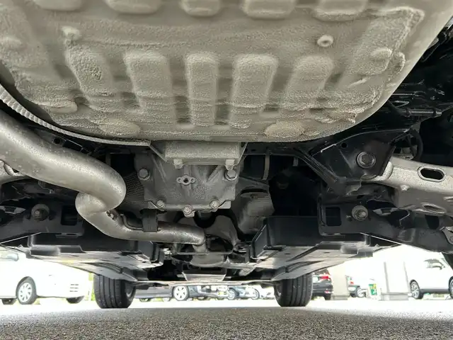 ジャガー Ｆペース ピュア 滋賀県 2019(令1)年 4万km 白 純正10インチメモリーナビ/ＭＥＲＩＤＩＡＮサウンドシステム/全周囲カメラ/バックカメラ/ドライブレコーダー前後/シートヒーターD/N/コーナーセンサー/アイドリングストップ/レーンキープアシスト/横滑り防止/電子パーキング/ステアリングスイッチ/オートライト/電動格納ミラー/電動リアゲート/シートメモリー/USB/ハンズフリーフォン/純正フロアマット/パワーシートD/N/スマートキー