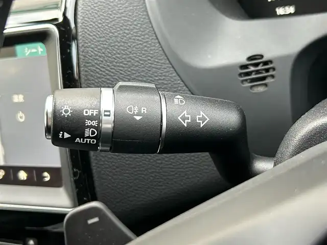 ジャガー Ｆペース ピュア 滋賀県 2019(令1)年 4万km 白 純正10インチメモリーナビ/ＭＥＲＩＤＩＡＮサウンドシステム/全周囲カメラ/バックカメラ/ドライブレコーダー前後/シートヒーターD/N/コーナーセンサー/アイドリングストップ/レーンキープアシスト/横滑り防止/電子パーキング/ステアリングスイッチ/オートライト/電動格納ミラー/電動リアゲート/シートメモリー/USB/ハンズフリーフォン/純正フロアマット/パワーシートD/N/スマートキー