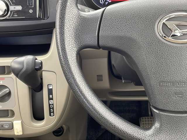 ダイハツ ムーヴ L SA 愛知県 2013(平25)年 3.8万km ライトローズマイカメタリック 衝突軽減システム/オーディオ/純正フロアマット/ABS/TRC/リモコンキー/ワンオーナー/スペアキー/ACエアコン