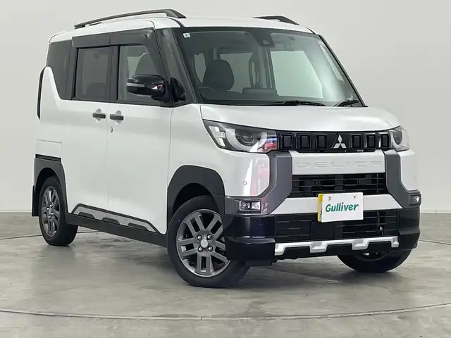 三菱 デリカミニ T プレミアム 群馬県 2024(令6)年 1.2万km アメジストブラック/シルキーホワイト 9型ナビ　全周囲カメラ　アダプティブクルーズコントロール　デジタルインナーミラー　4WD ルーフレール　ETC2.0 シートヒーター　衝突被害軽減ブレーキ　両側電動スライドドア　LED　禁煙車
