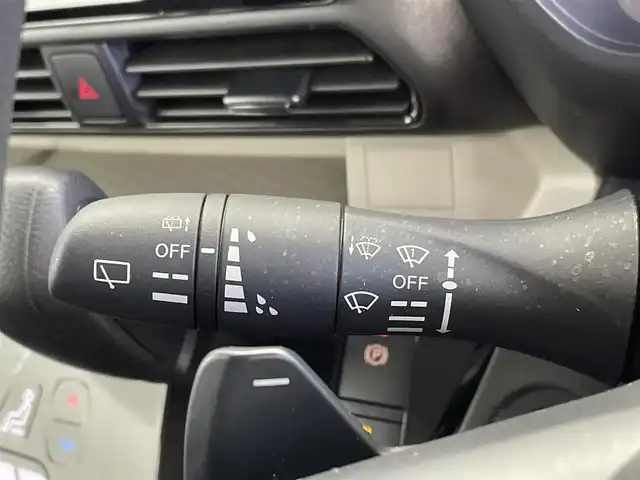 三菱 デリカミニ T プレミアム 群馬県 2024(令6)年 1.2万km アメジストブラック/シルキーホワイト 9型ナビ　全周囲カメラ　アダプティブクルーズコントロール　デジタルインナーミラー　4WD ルーフレール　ETC2.0 シートヒーター　衝突被害軽減ブレーキ　両側電動スライドドア　LED　禁煙車