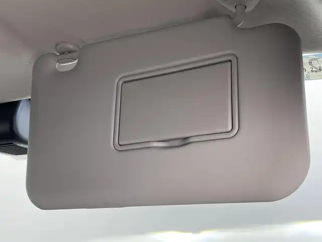 三菱 デリカミニ T プレミアム 群馬県 2024(令6)年 1.2万km アメジストブラック/シルキーホワイト 9型ナビ　全周囲カメラ　アダプティブクルーズコントロール　デジタルインナーミラー　4WD ルーフレール　ETC2.0 シートヒーター　衝突被害軽減ブレーキ　両側電動スライドドア　LED　禁煙車