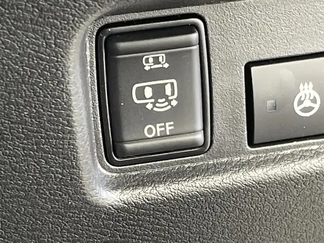 三菱 デリカミニ T プレミアム 群馬県 2024(令6)年 1.2万km アメジストブラック/シルキーホワイト 9型ナビ　全周囲カメラ　アダプティブクルーズコントロール　デジタルインナーミラー　4WD ルーフレール　ETC2.0 シートヒーター　衝突被害軽減ブレーキ　両側電動スライドドア　LED　禁煙車