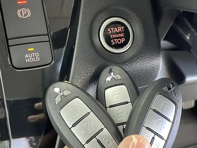 三菱 デリカミニ T プレミアム 群馬県 2024(令6)年 1.2万km アメジストブラック/シルキーホワイト 9型ナビ　全周囲カメラ　アダプティブクルーズコントロール　デジタルインナーミラー　4WD ルーフレール　ETC2.0 シートヒーター　衝突被害軽減ブレーキ　両側電動スライドドア　LED　禁煙車