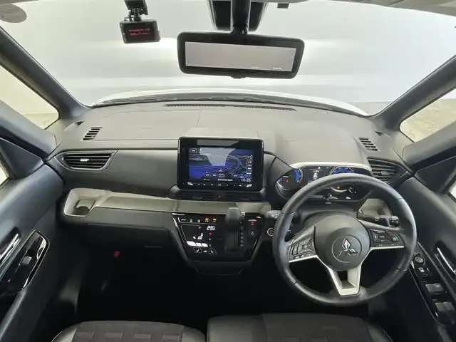 三菱 デリカミニ T プレミアム 群馬県 2024(令6)年 1.2万km アメジストブラック/シルキーホワイト 9型ナビ　全周囲カメラ　アダプティブクルーズコントロール　デジタルインナーミラー　4WD ルーフレール　ETC2.0 シートヒーター　衝突被害軽減ブレーキ　両側電動スライドドア　LED　禁煙車