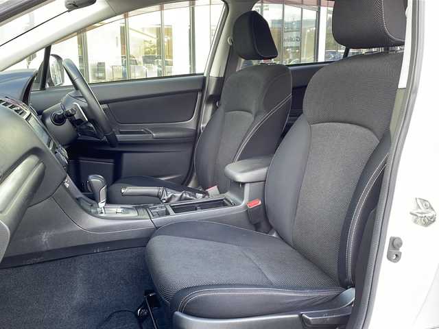 スバル インプレッサ ＸＶ 2．0i－L アイサイト 青森県 2013(平25)年 6.7万km サテンホワイトパール ・4WD/・アイサイト/・衝突軽減ブレーキ/・レーダークルーズコントロール/・レーンキープアシスト/・社外ナビ/・Bluetooth/・フルセグ/・ドライブレコーダー/・バックカメラ/・ETC/・プッシュスタート/・スマートキー/・純正17AW/・純正LEDヘッドライト/・純正フォグ/・パドルシフト/・パワーシート