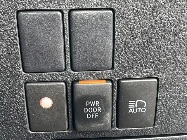 トヨタ アルファード S タイプゴールドⅡ 道央・札幌 2021(令3)年 5万km ホワイトパールクリスタルシャイン ・4WD/・寒冷地仕様/・純正ディスプレイオーディオ/（フルセグ/AM/FM/CD/DVD/BT）/・純正フリップダウンモニター/・純正エンジンスターター/・社外ドライブレコーダー前後/・純正ビルトインETC/・バックモニター/・デジタルインナーミラー/・両側パワースライドドア/・衝突軽減ブレーキ/・クルーズコントロール（追従機能付）/・コーナーセンサー/・レーンキープアシスト/・ハーフレザーシート/・オートエアコン/・純正　18インチAW（スタッドレス）/・電動バックドア/・後席オットマン/・ドアバイザー/・ステアリングスイッチ/・オートブレーキホールド/・電動パーキングブレーキ/・LEDヘッドライト/・LEDフォグランプ/・リアフォグランプ/・ワイパーデアイサー/・オートライト/・オートハイビーム/・SOSコール/・盗難防止装置/・ABS/・横滑り防止装置/・スマートキー/・プッシュスタート/・スペアキー/・社外フロアマット