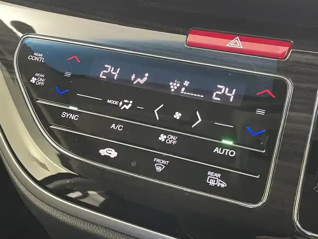 ホンダ オデッセイ ハイブリッド アブソルート・EXホンダセンジング 埼玉県 2017(平29)年 4.3万km プレミアムヴィーナスブラックP ホンダセンシング/　CMBS（衝突軽減ブレーキ）/　ACC（アダプティブクルーズコントロール）/　LKAS（車線維持支援システム）/純正9インチメモリナビ　（VXM-185VFNi）/　DTV CD DVD BT USB HDMI iPod/両側パワースライドドア/全方位カメラ/純正フリップダウンモニター/後席スモーク/ウォークスルー/横滑り防止装置/ビルトインETC2.0/エンジンスタートボタン/スマートキー/スペアキー/オートライト/純正LEDヘッドライト＆フォグランプ/純正アルミホイール