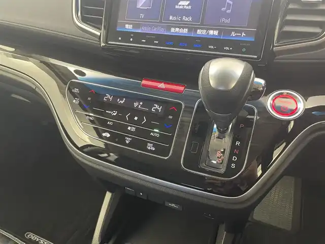 ホンダ オデッセイ ハイブリッド アブソルート・EXホンダセンジング 埼玉県 2017(平29)年 4.3万km プレミアムヴィーナスブラックP ホンダセンシング/　CMBS（衝突軽減ブレーキ）/　ACC（アダプティブクルーズコントロール）/　LKAS（車線維持支援システム）/純正9インチメモリナビ　（VXM-185VFNi）/　DTV CD DVD BT USB HDMI iPod/両側パワースライドドア/全方位カメラ/純正フリップダウンモニター/後席スモーク/ウォークスルー/横滑り防止装置/ビルトインETC2.0/エンジンスタートボタン/スマートキー/スペアキー/オートライト/純正LEDヘッドライト＆フォグランプ/純正アルミホイール