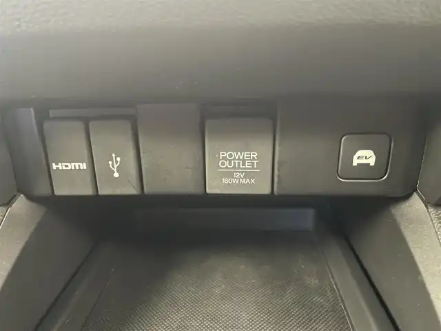 ホンダ オデッセイ ハイブリッド アブソルート・EXホンダセンジング 埼玉県 2017(平29)年 4.3万km プレミアムヴィーナスブラックP ホンダセンシング/　CMBS（衝突軽減ブレーキ）/　ACC（アダプティブクルーズコントロール）/　LKAS（車線維持支援システム）/純正9インチメモリナビ　（VXM-185VFNi）/　DTV CD DVD BT USB HDMI iPod/両側パワースライドドア/全方位カメラ/純正フリップダウンモニター/後席スモーク/ウォークスルー/横滑り防止装置/ビルトインETC2.0/エンジンスタートボタン/スマートキー/スペアキー/オートライト/純正LEDヘッドライト＆フォグランプ/純正アルミホイール