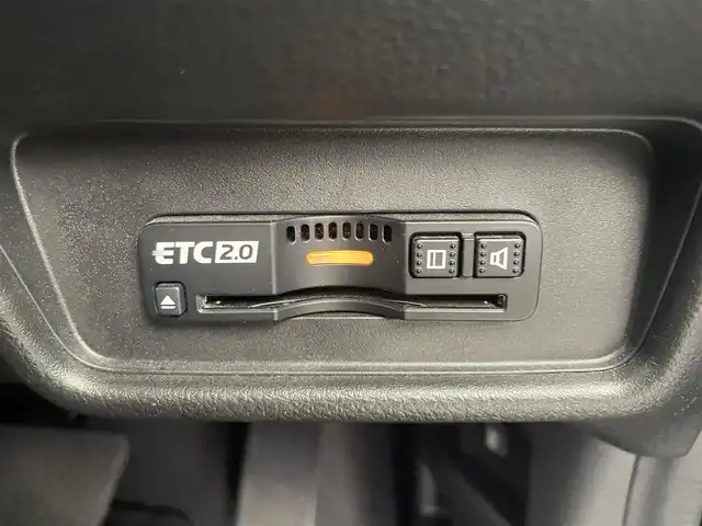 ホンダ オデッセイ ハイブリッド アブソルート・EXホンダセンジング 埼玉県 2017(平29)年 4.3万km プレミアムヴィーナスブラックP ホンダセンシング/　CMBS（衝突軽減ブレーキ）/　ACC（アダプティブクルーズコントロール）/　LKAS（車線維持支援システム）/純正9インチメモリナビ　（VXM-185VFNi）/　DTV CD DVD BT USB HDMI iPod/両側パワースライドドア/全方位カメラ/純正フリップダウンモニター/後席スモーク/ウォークスルー/横滑り防止装置/ビルトインETC2.0/エンジンスタートボタン/スマートキー/スペアキー/オートライト/純正LEDヘッドライト＆フォグランプ/純正アルミホイール