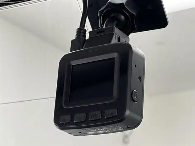 トヨタ タンク カスタムG－T 愛知県 2019(令1)年 5.6万km パールホワイトⅢ 純正ナビ　バックカメラ　モデリスタエアロ　禁煙車　フルセグＴＶ　Ｂｌｕｅｔｏｏｔｈ　両側パワスラ　ＥＴＣ　クルコン　スマアシ　衝突軽減　コーナーセンサー　ＬＥＤオートライト　フォグ　リアロールシェード