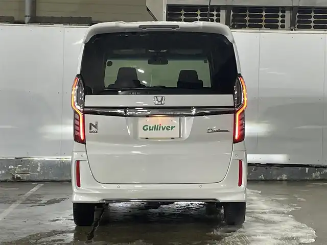 ホンダ Ｎ ＢＯＸ カスタム L 青森県 2023(令5)年 0.8万km プラチナホワイトパール ワンオーナー/純正14AW/純正フロアマット/両側パワースライドドア/フォグランプ/コーナーセンサー/ベンチシート/シートヒーター前席/クルーズコントロール/衝突軽減ブレーキ/車線逸脱警報/アイドリングストップ/ヒルスタートアシスト/盗難防止警報/横滑り防止機能/電動パーキング/USB/スペアキー/社外14AW冬タイヤ積込（155/65/14）/保証書/取扱説明書