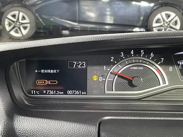 ホンダ Ｎ ＢＯＸ カスタム L 青森県 2023(令5)年 0.8万km プラチナホワイトパール ワンオーナー/純正14AW/純正フロアマット/両側パワースライドドア/フォグランプ/コーナーセンサー/ベンチシート/シートヒーター前席/クルーズコントロール/衝突軽減ブレーキ/車線逸脱警報/アイドリングストップ/ヒルスタートアシスト/盗難防止警報/横滑り防止機能/電動パーキング/USB/スペアキー/社外14AW冬タイヤ積込（155/65/14）/保証書/取扱説明書