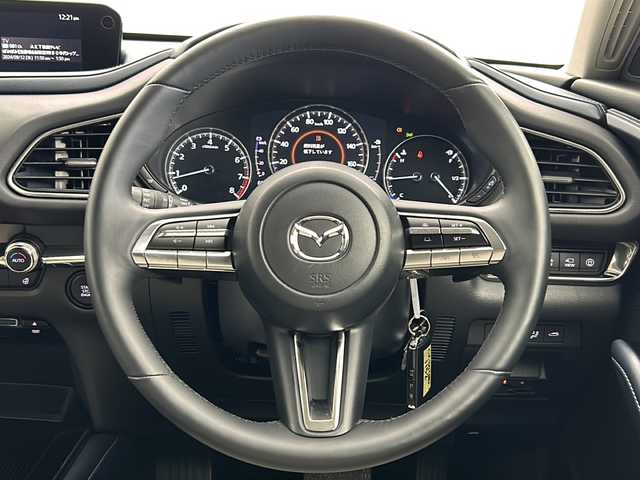 マツダ ＣＸ－３０ X プロアクティブツーリングセレクション 道央・札幌 2020(令2)年 0.7万km ディープクリスタルブルーマイカ ・４WD/・衝突被害軽減システム/・純正ナビ/・フルセグTV/DVD/CD/Bluetooth/・全方位カメラ/・パワーバックドア/・追従走行クルーズコントロール/・アイドリングストップ/・ダウンヒルアシストコントロール/・横滑防止機能/・スマートキー/スペアキー/・革巻ステアリング/・ステアリングリモコン/ステアリングヒーター/・前席シートヒーター/運転席パワーシート/・ハーフレザーシート/・オートライト/LEDヘッドライト/・フォグランプ/・純正フロアマット/・純正アルミホイール/・前後コーナーセンサー/・ETC