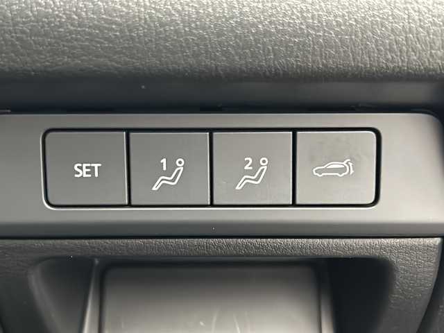 マツダ ＣＸ－３０ X プロアクティブツーリングセレクション 道央・札幌 2020(令2)年 0.7万km ディープクリスタルブルーマイカ ・４WD/・衝突被害軽減システム/・純正ナビ/・フルセグTV/DVD/CD/Bluetooth/・全方位カメラ/・パワーバックドア/・追従走行クルーズコントロール/・アイドリングストップ/・ダウンヒルアシストコントロール/・横滑防止機能/・スマートキー/スペアキー/・革巻ステアリング/・ステアリングリモコン/ステアリングヒーター/・前席シートヒーター/運転席パワーシート/・ハーフレザーシート/・オートライト/LEDヘッドライト/・フォグランプ/・純正フロアマット/・純正アルミホイール/・前後コーナーセンサー/・ETC