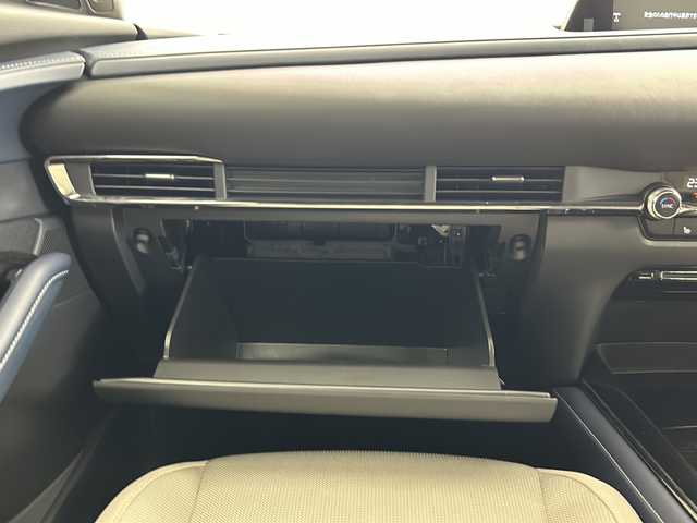 マツダ ＣＸ－３０ X プロアクティブツーリングセレクション 道央・札幌 2020(令2)年 0.7万km ディープクリスタルブルーマイカ ・４WD/・衝突被害軽減システム/・純正ナビ/・フルセグTV/DVD/CD/Bluetooth/・全方位カメラ/・パワーバックドア/・追従走行クルーズコントロール/・アイドリングストップ/・ダウンヒルアシストコントロール/・横滑防止機能/・スマートキー/スペアキー/・革巻ステアリング/・ステアリングリモコン/ステアリングヒーター/・前席シートヒーター/運転席パワーシート/・ハーフレザーシート/・オートライト/LEDヘッドライト/・フォグランプ/・純正フロアマット/・純正アルミホイール/・前後コーナーセンサー/・ETC