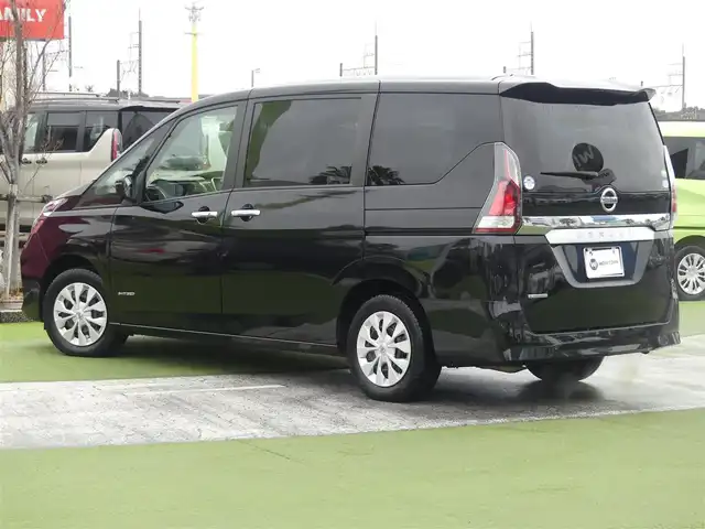 日産 セレナ