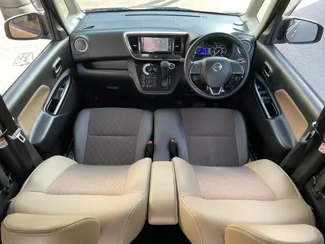 日産 デイズ ルークス HWS X Vセレクション 滋賀県 2018(平30)年 2.2万km ピンクゴールドM 純正ナビ/（CD/DVD/SD/Bluetooth/AUX/フルセグTV）/アラウンドビューモニター/前後ドライブレコーダー/両側電動スライドドア/エマージェンシーブレーキ/車線逸脱警報/ハーフレザーシート/LEDヘッドライト/フォグランプ/オートヘッドライト/オートマチックハイビーム/革巻きステアリング/ステアリングリモコン/リアサーキュレーター/リアロールサンシェイド/純正アルミホイール/純正フロアマット/スペアキー/オートリトラーミラー