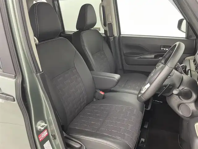 三菱 デリカミニ T プレミアム 富山県 2023(令5)年 0.5万km ＤグリーンⅡ 4WD/社外ナビ（AM/FM/CD/DVD/SD/BT）/フルセグTV/アラウンドビューモニター/衝突被害軽減ブレーキシステム/マイパイロット/アダプティブクルーズコントロール/車線逸脱防止支援機能/オートマチックハイビーム/LEDヘッドライト/ハーフレザーシート/前席シートヒーター/ステアリングヒーター/デジタルインナーミラー/パドルシフト/コーナーセンサー前後/ダウンヒルアシストコントロール/純正15インチAW/スマートキー×２/プッシュスタート/取扱説明書/保証書/社外フロアマット