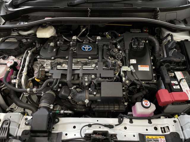 トヨタ カローラ クロス ハイブリッド Z 新潟県 2021(令3)年 5.2万km プラチナホワイトパールマイカ 禁煙車/ワンオーナー/純正ディスプレイオーディオ/　フルセグ/USB/Bluetooth/Miracast/　ナビ無料期間終了/バックカメラ/コーナーセンサー/ハーフレザーシート/前席シートヒーター/運転席パワーシート/パワーバックドア/LEDヘッドライト/オートライト/フォグランプ/オートハイビーム/レーダークルーズコントロール/電動格納式ミラー/ETC/社外ルミ付きスタッドレス/　（積み込み８mm）/新車時保証書/取扱説明書/スペアキー