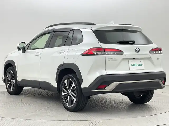 トヨタ カローラ クロス ハイブリッド Z 新潟県 2021(令3)年 5.2万km プラチナホワイトパールマイカ 禁煙車/ワンオーナー/純正ディスプレイオーディオ/　フルセグ/USB/Bluetooth/Miracast/　ナビ無料期間終了/バックカメラ/コーナーセンサー/ハーフレザーシート/前席シートヒーター/運転席パワーシート/パワーバックドア/LEDヘッドライト/オートライト/フォグランプ/オートハイビーム/レーダークルーズコントロール/電動格納式ミラー/ETC/社外ルミ付きスタッドレス/　（積み込み８mm）/新車時保証書/取扱説明書/スペアキー