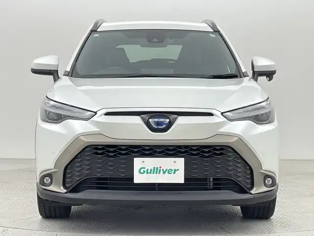 トヨタ カローラ クロス ハイブリッド Z 新潟県 2021(令3)年 5.2万km プラチナホワイトパールマイカ 禁煙車/ワンオーナー/純正ディスプレイオーディオ/　フルセグ/USB/Bluetooth/Miracast/　ナビ無料期間終了/バックカメラ/コーナーセンサー/ハーフレザーシート/前席シートヒーター/運転席パワーシート/パワーバックドア/LEDヘッドライト/オートライト/フォグランプ/オートハイビーム/レーダークルーズコントロール/電動格納式ミラー/ETC/社外ルミ付きスタッドレス/　（積み込み８mm）/新車時保証書/取扱説明書/スペアキー