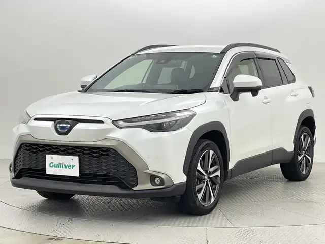 トヨタ カローラ クロス ハイブリッド Z 新潟県 2021(令3)年 5.2万km プラチナホワイトパールマイカ 禁煙車/ワンオーナー/純正ディスプレイオーディオ/　フルセグ/USB/Bluetooth/Miracast/　ナビ無料期間終了/バックカメラ/コーナーセンサー/ハーフレザーシート/前席シートヒーター/運転席パワーシート/パワーバックドア/LEDヘッドライト/オートライト/フォグランプ/オートハイビーム/レーダークルーズコントロール/電動格納式ミラー/ETC/社外ルミ付きスタッドレス/　（積み込み８mm）/新車時保証書/取扱説明書/スペアキー