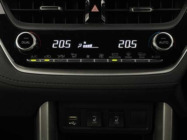 トヨタ カローラ クロス ハイブリッド Z 新潟県 2021(令3)年 5.2万km プラチナホワイトパールマイカ 禁煙車/ワンオーナー/純正ディスプレイオーディオ/　フルセグ/USB/Bluetooth/Miracast/　ナビ無料期間終了/バックカメラ/コーナーセンサー/ハーフレザーシート/前席シートヒーター/運転席パワーシート/パワーバックドア/LEDヘッドライト/オートライト/フォグランプ/オートハイビーム/レーダークルーズコントロール/電動格納式ミラー/ETC/社外ルミ付きスタッドレス/　（積み込み８mm）/新車時保証書/取扱説明書/スペアキー