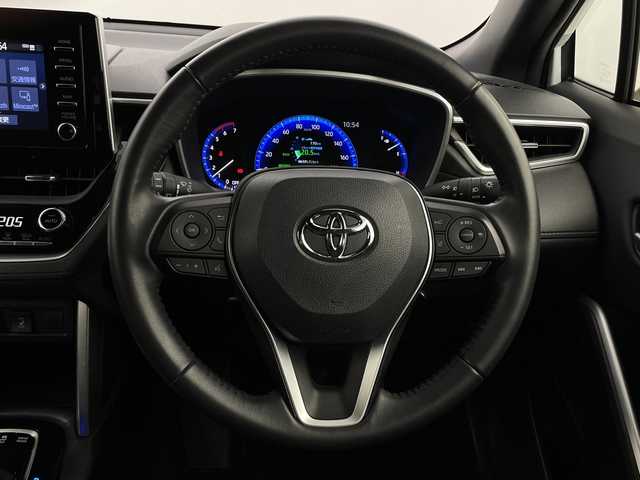 トヨタ カローラ クロス ハイブリッド Z 新潟県 2021(令3)年 5.2万km プラチナホワイトパールマイカ 禁煙車/ワンオーナー/純正ディスプレイオーディオ/　フルセグ/USB/Bluetooth/Miracast/　ナビ無料期間終了/バックカメラ/コーナーセンサー/ハーフレザーシート/前席シートヒーター/運転席パワーシート/パワーバックドア/LEDヘッドライト/オートライト/フォグランプ/オートハイビーム/レーダークルーズコントロール/電動格納式ミラー/ETC/社外ルミ付きスタッドレス/　（積み込み８mm）/新車時保証書/取扱説明書/スペアキー