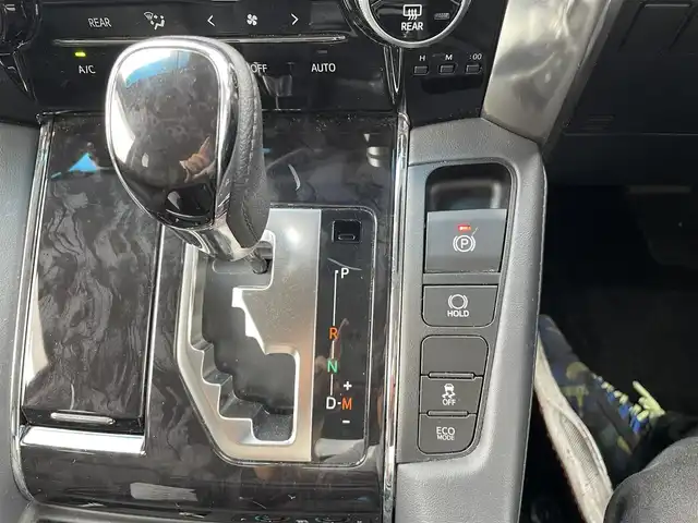トヨタ ヴェルファイア Z Gエディション 千葉県 2019(令1)年 3.8万km ブラック 純正10インチナビ/(BT/AM/FM/CD/DVD/フルセグTV)/バックカメラ/純正フリップダウンモニター/サンルーフ/衝突被害軽減システム/車線逸脱警報/クルーズコントロール/レザーシート/両側パワースライドドア/横滑り防止装置/ETC/ドライブレコーダー/LEDヘッドライト/フォグランプ/オートライト/ウィンカーミラー/電動格納ミラー/純正18インチAW/シートヒーター/エアシート/シートリフター/ステアリングヒーター/プッシュスタート/スマートキー/フロアマット/ドアバイザー/スペアキー/取扱説明書/保証書