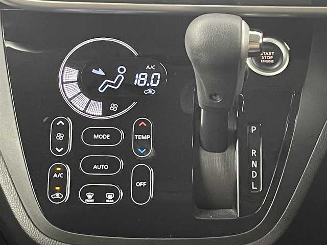 日産 デイズ ルークス HWS X Vセレクション 岡山県 2018(平30)年 6.1万km ブラック 純正ナビ(MM318D-W)/【ナビ/フルセグ/Bluetooth/DVD/AUX】	/アラウンドビューモニター/オートハイビーム	/LEDヘッドライト（AUTO機能付き）	/ETC		/エマージェンシーブレーキ	/車線逸脱防止システム	/横滑り防止装置/踏み間違い防止	/社外ドライブレコーダー（前後）	/純正15インチアルミ	/コーナーセンサー（前後）	/純正フロアマット	/ステアリングスイッチ	/ISOFIX/後席サンシェイド/後席サーキュレーター/チルトステアリング/シートリフター/シートバックテーブル/ウィンカーミラー/ドアバイザー	/プッシュスタート