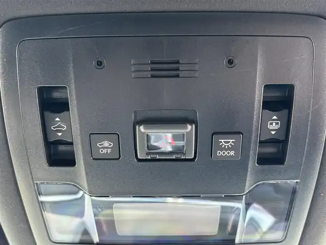 レクサス ＲＸ 300 Fスポーツ 大分県 2019(令1)年 2.9万km ブラック ・純正ナビ(BT/CD/DVD/SD/AUX/USB/Miracast)/・全方位カメラ/・フルセグテレビ/・ムーンルーフ/・ヘッドアップディスプレイ/・テレビキャンセラー/・AC100V/・レーダークルーズコントロール/・ドライブレコーダー/・ETC 2.0/・プリクラッシュセーフティ/・ブラインドスポットモニター/・パドルシフト/・ステアリングリモコン/・ステアリングヒーター/・パワーシート/・シートメモリー/・シートヒーター/・シートクーラー/・ブレーキホールド/・電動リアゲート/・スマートキー/・プッシュスタートボタン/・純正アルミホイール
