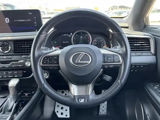 レクサス ＲＸ 300 Fスポーツ 大分県 2019(令1)年 2.9万km ブラック ・純正ナビ(BT/CD/DVD/SD/AUX/USB/Miracast)/・全方位カメラ/・フルセグテレビ/・ムーンルーフ/・ヘッドアップディスプレイ/・テレビキャンセラー/・AC100V/・レーダークルーズコントロール/・ドライブレコーダー/・ETC 2.0/・プリクラッシュセーフティ/・ブラインドスポットモニター/・パドルシフト/・ステアリングリモコン/・ステアリングヒーター/・パワーシート/・シートメモリー/・シートヒーター/・シートクーラー/・ブレーキホールド/・電動リアゲート/・スマートキー/・プッシュスタートボタン/・純正アルミホイール