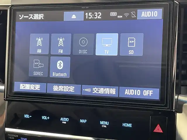 トヨタ ヴェルファイア Z Gエディション 愛知県 2018(平30)年 2.3万km ホワイトパールクリスタルシャイン 純正１０型ナビ　純正後席モニター　禁煙車　バックカメラ　三眼ＬＥＤライト　ＡＣ１００Ｖ電源　黒革　シートヒーター　エアシート　電動リアゲート　両側パワスラ　セーフティセンス　衝突軽減装置　追従クルコン