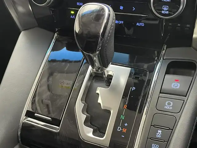 トヨタ ヴェルファイア Z Gエディション 愛知県 2018(平30)年 2.3万km ホワイトパールクリスタルシャイン 純正１０型ナビ　純正後席モニター　禁煙車　バックカメラ　三眼ＬＥＤライト　ＡＣ１００Ｖ電源　黒革　シートヒーター　エアシート　電動リアゲート　両側パワスラ　セーフティセンス　衝突軽減装置　追従クルコン