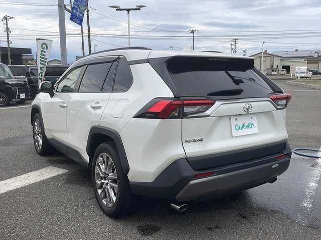 トヨタ ＲＡＶ４ G Zパッケージ 新潟県 2020(令2)年 5.1万km ホワイトパールクリスタルシャイン 純正ナビ/ワンオーナー　/デジタルインナーミラー　/パノラミックビューモニター　/パワーバックドア　/ビルトインＥＴＣ　/ブラインドスポットモニター　/レーダークルーズコントロール　/前後ドライブレコーダー/レザーシート/パワーシート/シートヒーター/ステアリングヒーター/純正フロアマット/純正AW１９インチ
