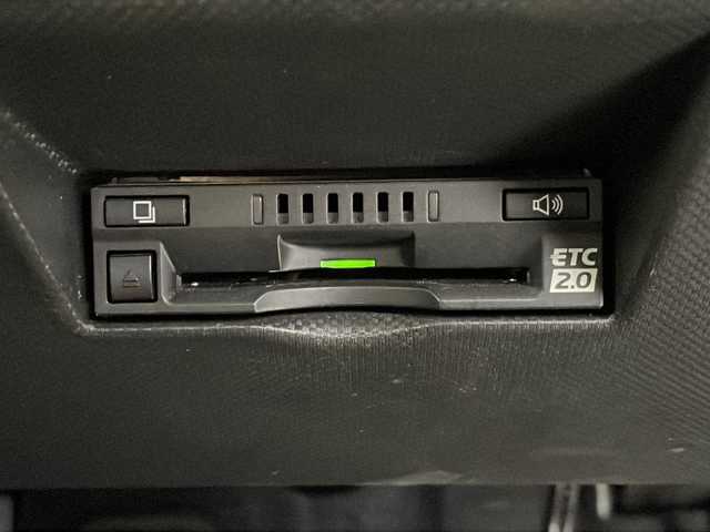 トヨタ ライズ G 千葉県 2020(令2)年 3.6万km ブライトシルバーM 純正ナビ/AM/FM/CD/DVD/BT/フルセグTV/プリクラッシュセーフティ/レーンキープアシスト/クリアランスソナー/ブラインドスポットモニタリング/先行車発進お知らせ/オートハイビーム/前後ドライブレコーダー/ビルトインETC/LEDヘッドライト