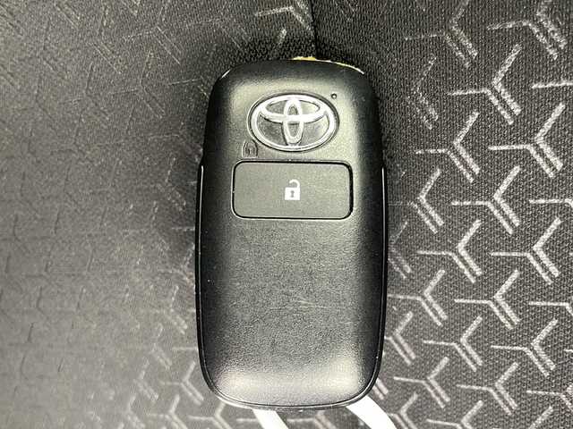 トヨタ ライズ G 千葉県 2020(令2)年 3.6万km ブライトシルバーM 純正ナビ/AM/FM/CD/DVD/BT/フルセグTV/プリクラッシュセーフティ/レーンキープアシスト/クリアランスソナー/ブラインドスポットモニタリング/先行車発進お知らせ/オートハイビーム/前後ドライブレコーダー/ビルトインETC/LEDヘッドライト