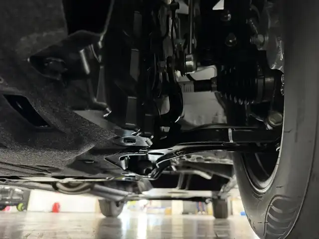 日産 セレナ e－パワー ハイウェイスター V 三重県 2025(令7)年 0.1千km プリズムホワイト 登録済未使用車/e-POWER/FF/インパネCVT/純正 12.3インチ Nissan Connectナビ/（AM/FM/USB/iPod/TV/Bluetooth/HDMI/CarPlay/AndroidAuto）/アラウンドビューモニター（移動物検知機能付）/両側ハンズフリーオートスライドドア/ドライブレコーダー前後*/ETC2.0*/安全/・プロパイロット（ナビリンク機能付）・緊急停止支援システム（SOSコール機能付）*/・エマージェンシーブレーキ/・衝突回避ステアリングアシスト/・LI（車線逸脱防止支援システム）＋LDW（車線逸脱警報）/・BSI（後側方衝突防止支援）＋BSW（後側方車両検知警報）/・RCTA（後退時車両検知警報）/・DA（ふらつき警報）/・踏み間違い衝突防止アシスト/・標識検知（進入禁止/最高速度/一時停止）/・フロント＆バックソナー/など/その他装備/・インテリジェントルームミラー*/・左右・後席独立オートエアコン/・オートライト、LEDヘッドライト、アダプティブLEDヘッドライト/・電動パーキングブレーキ＆ブレーキホールド/・USB充電ジャック（TYPE-Ax1、TYPE-Cx5）/・デュアルバックドア/・純正16inAW/・保/取/・スマートキーx2/など