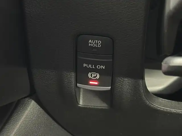 日産 セレナ e－パワー ハイウェイスター V 三重県 2025(令7)年 0.1千km プリズムホワイト 登録済未使用車/e-POWER/FF/インパネCVT/純正 12.3インチ Nissan Connectナビ/（AM/FM/USB/iPod/TV/Bluetooth/HDMI/CarPlay/AndroidAuto）/アラウンドビューモニター（移動物検知機能付）/両側ハンズフリーオートスライドドア/ドライブレコーダー前後*/ETC2.0*/安全/・プロパイロット（ナビリンク機能付）・緊急停止支援システム（SOSコール機能付）*/・エマージェンシーブレーキ/・衝突回避ステアリングアシスト/・LI（車線逸脱防止支援システム）＋LDW（車線逸脱警報）/・BSI（後側方衝突防止支援）＋BSW（後側方車両検知警報）/・RCTA（後退時車両検知警報）/・DA（ふらつき警報）/・踏み間違い衝突防止アシスト/・標識検知（進入禁止/最高速度/一時停止）/・フロント＆バックソナー/など/その他装備/・インテリジェントルームミラー*/・左右・後席独立オートエアコン/・オートライト、LEDヘッドライト、アダプティブLEDヘッドライト/・電動パーキングブレーキ＆ブレーキホールド/・USB充電ジャック（TYPE-Ax1、TYPE-Cx5）/・デュアルバックドア/・純正16inAW/・保/取/・スマートキーx2/など