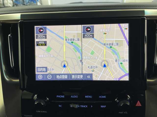 トヨタ アルファードハイブリット S タイプゴールドⅡ 道央・札幌 2022(令4)年 2.9万km ブラック ・４ＷＤ　/・ツインムーンルーフ　/・トヨタセーフティーセンス　/・純正９インチディスプレイオーディオ/・ナビ/BT/CD/DVD/USB/フルセグ/・TV/AppleCarPlay/AndroidAuto）　/・バックカメラ　/・純正フリップダウンモニター　/・両側パワースライドドア　/・パワーバックドア　/・ハーフレザーシート/運転席パワーシート/・オットマンシート/・ステアリングスイッチ/・LEDヘッドライト/オートライト/・オートマチックハイビーム/・プッシュスタート/スマートキー/・ETC/電動格納ミラー/・MTモード付AT/・純正ドライブレコーダー/・AC100W/1500W